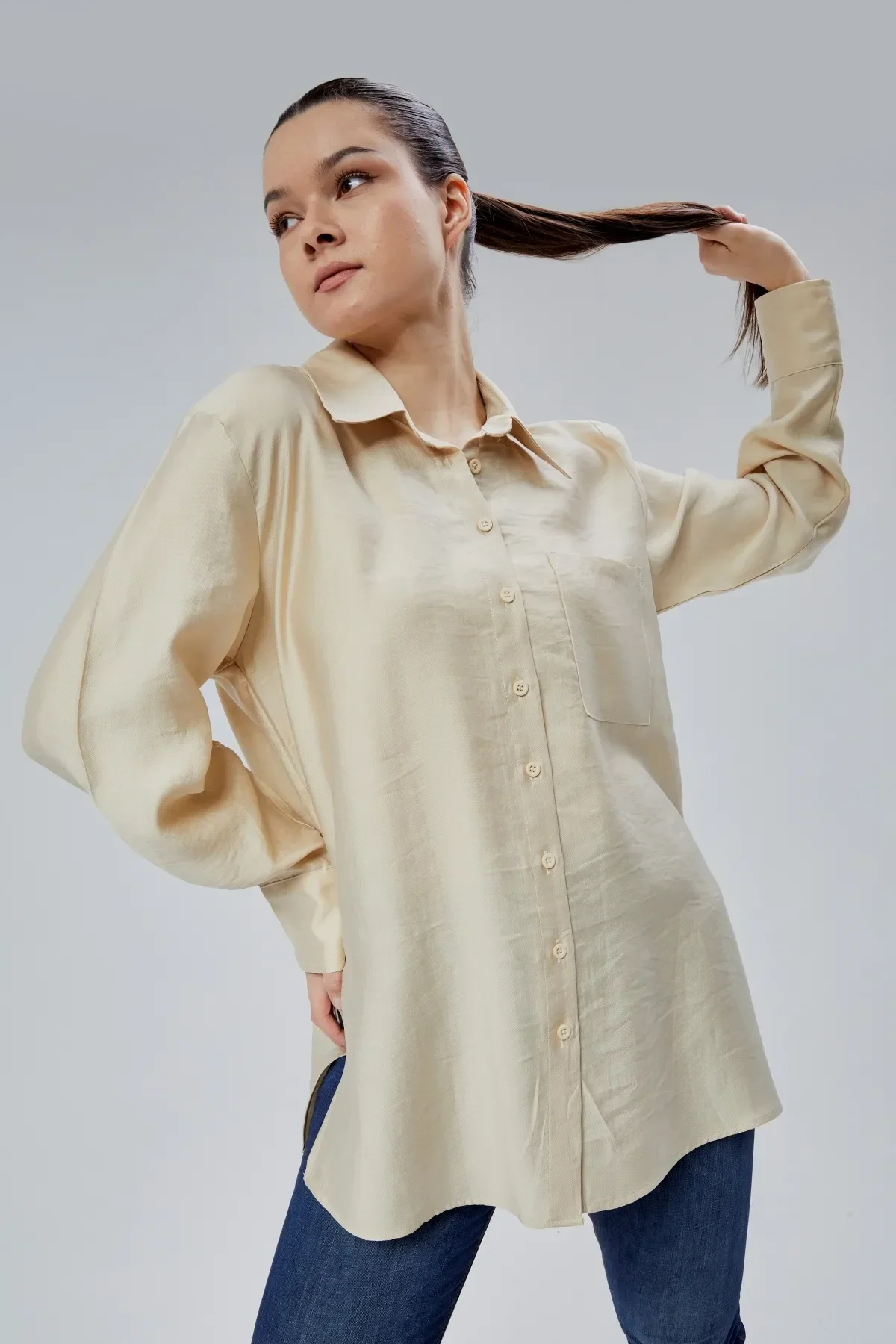 Açık Bej Yırtmaç Detaylı Oversize Gömlek S-M-L-XL